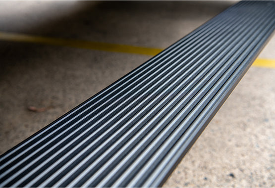 Hilux N80 Electric Side Steps: E-Boards – Running Boards
