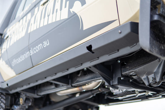 Offroad Animal Rock Sliders Welded Assembly, suitable for Toyota Land Cruiser 78 and 79 Series, 2007 To current