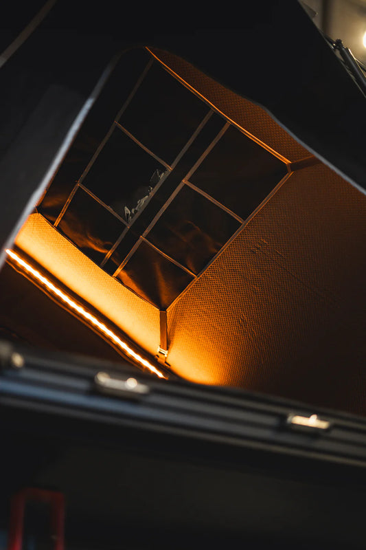 OUTBACK TOURER 1.4 X PLUS ROOF TOP TENT