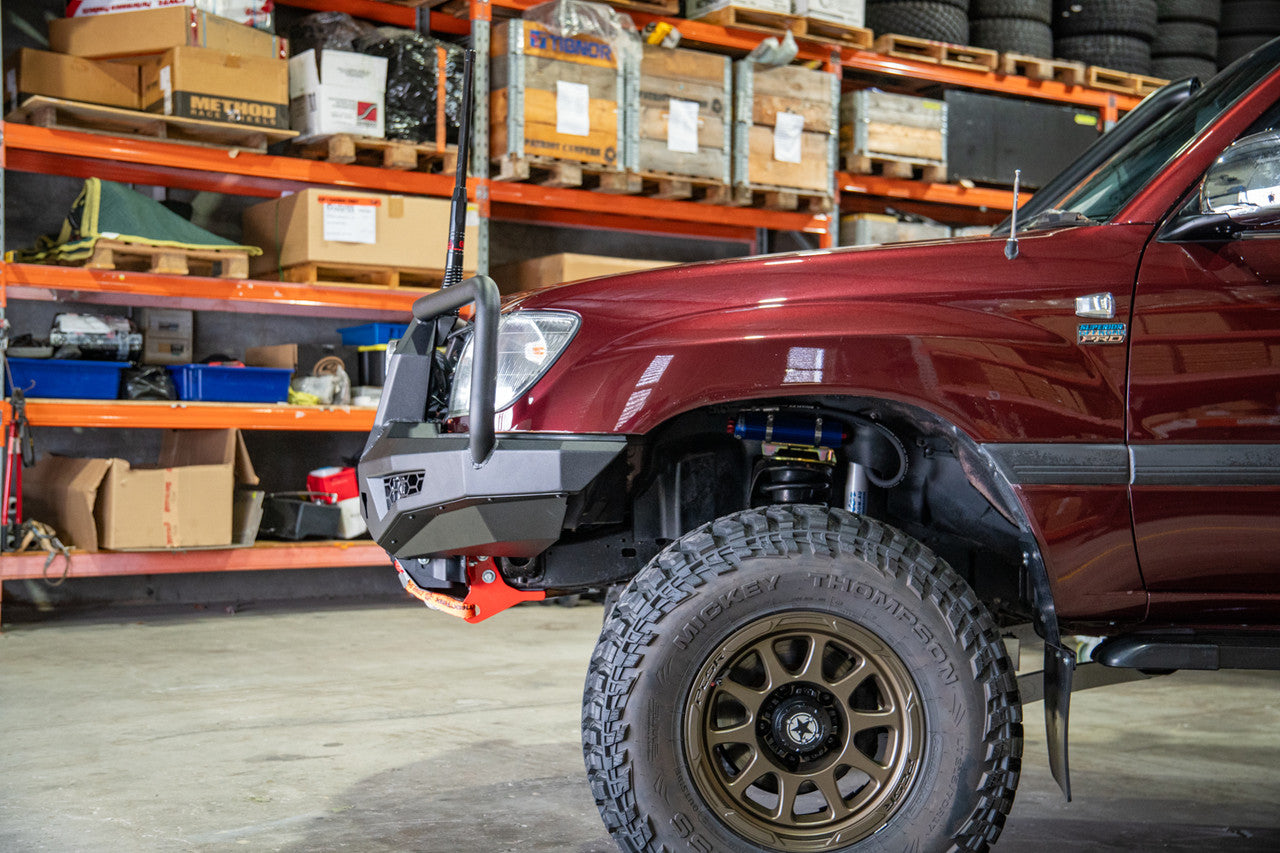 Toro bull bar to suit, Landcruiser 105 series 1998-2002