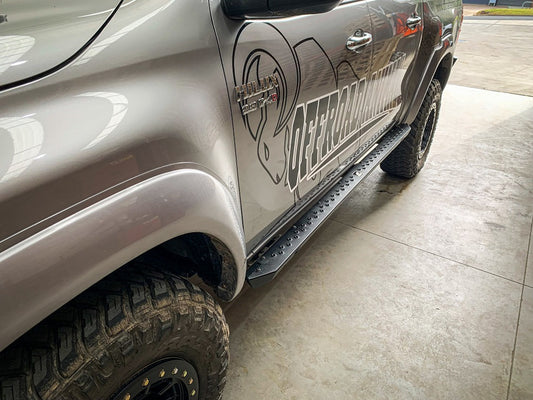 Offroad Animal Rock Sliders, Suitable for Toyota Hilux N80, 2015 on