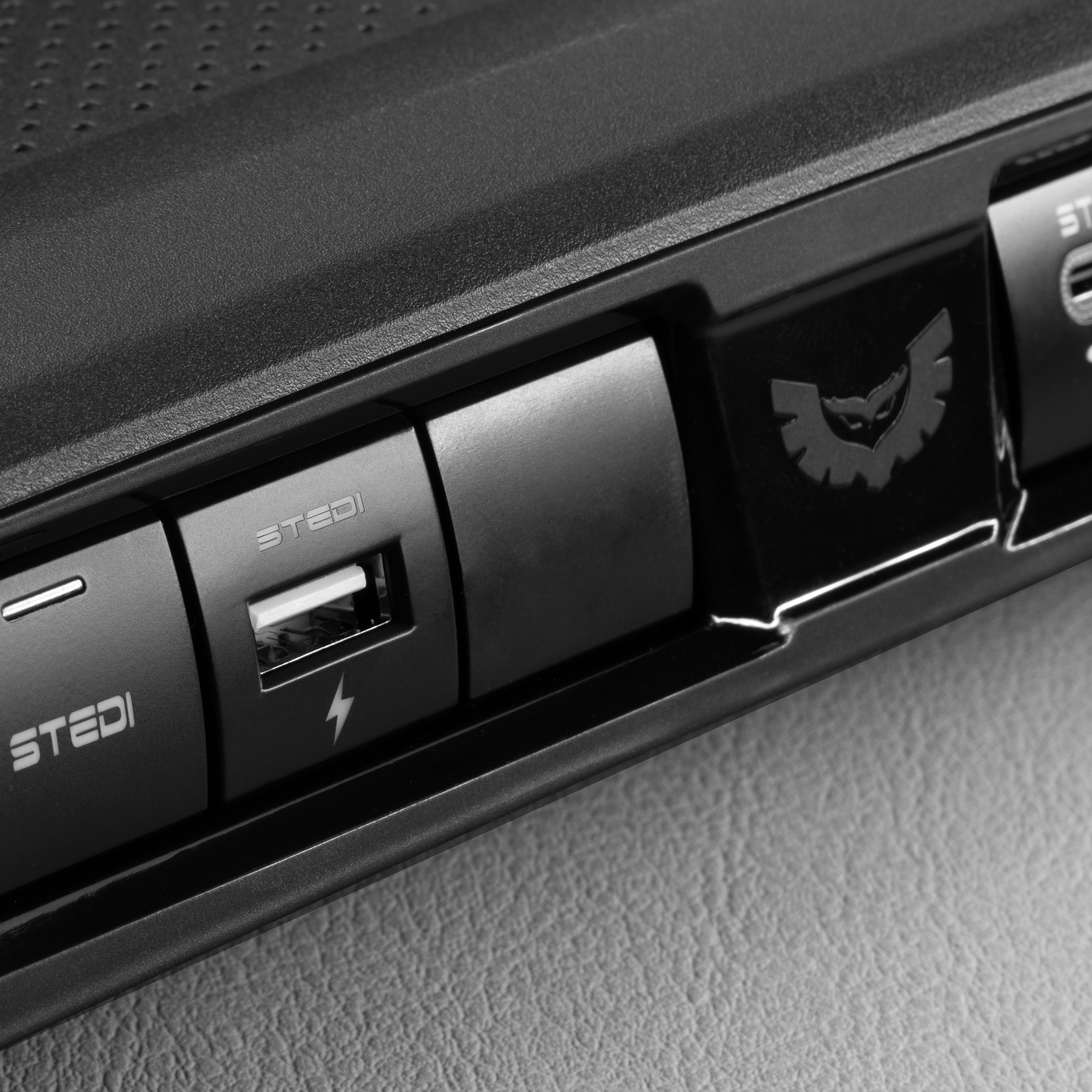 SWITCH PANEL TO SUIT NEXT-GEN FORD RANGER & EVEREST