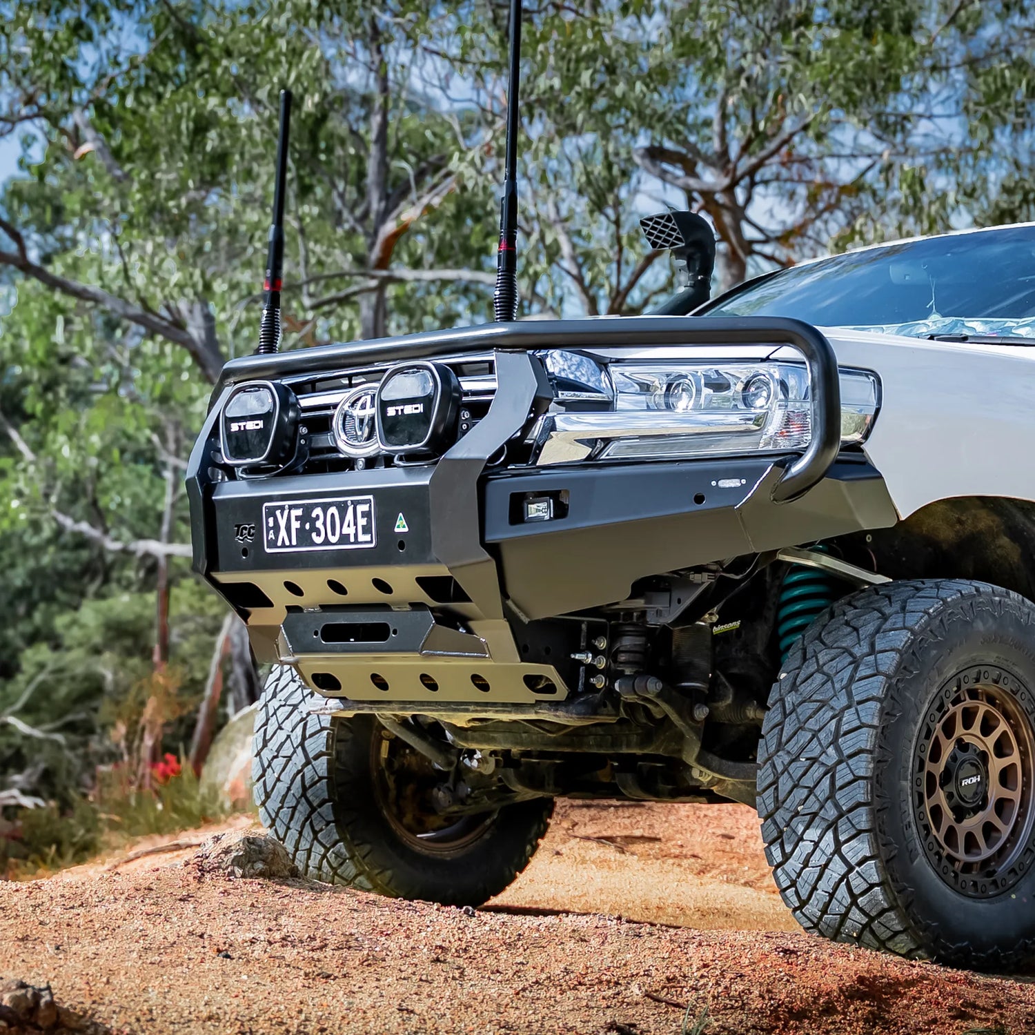 Toyota LC 200 Series Bullbar