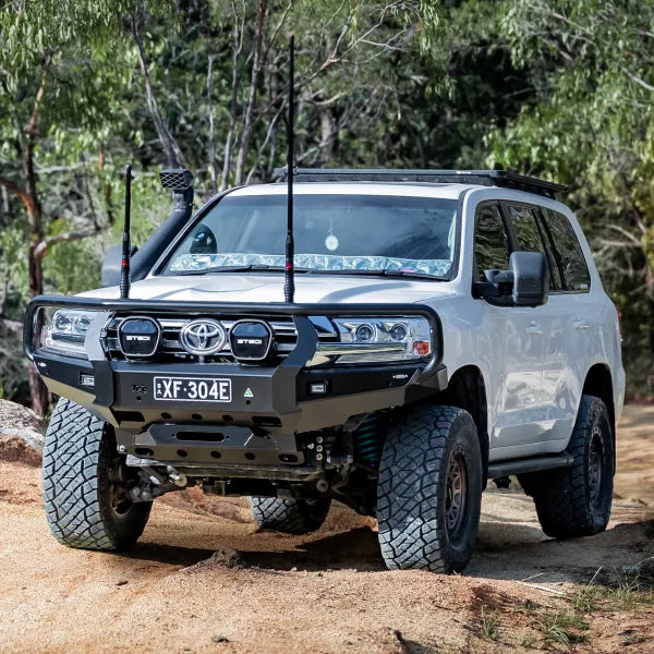 The Cruiser Company 200 Series Facelift Bull Bar