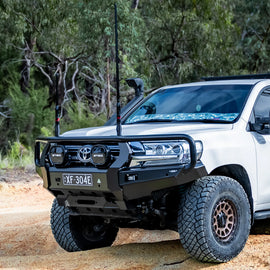 The Cruiser Company 200 Series Facelift Bull Bar