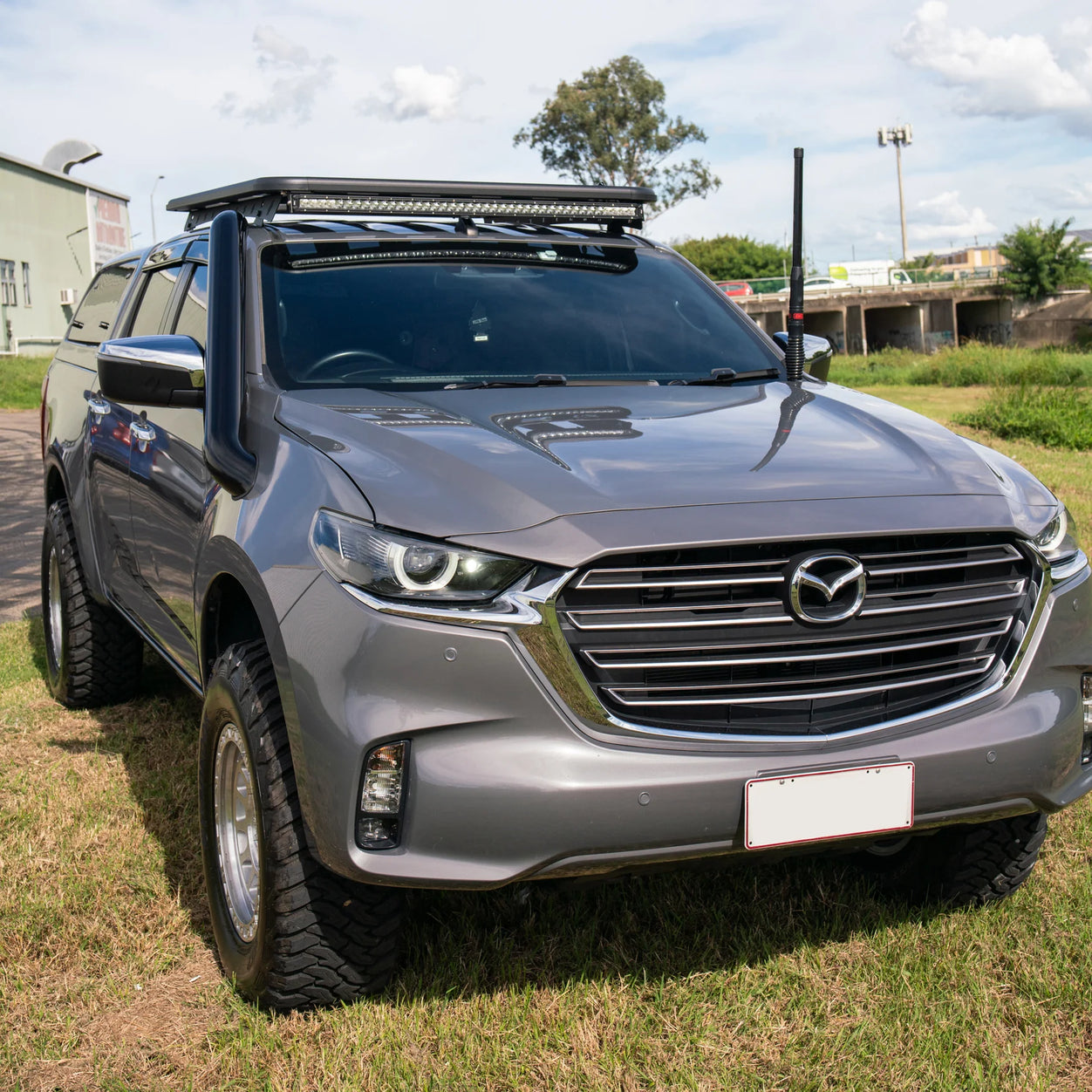 MAZDA BT50 2020 ONWARDS STAINLESS SNORKEL AND ALLOY POD FILTER AIRBOX KIT (SHORT & MID ENTRY AVAILABLE)