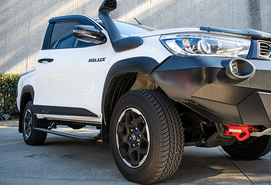 Hilux N80 Electric Side Steps: E-Boards – Running Boards