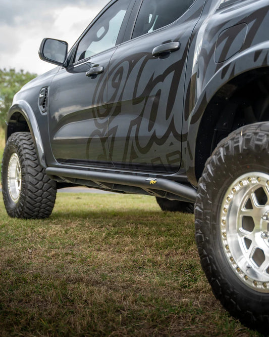 BEIHOUSE Volkswagen Amarok Rock Sliders MY22+