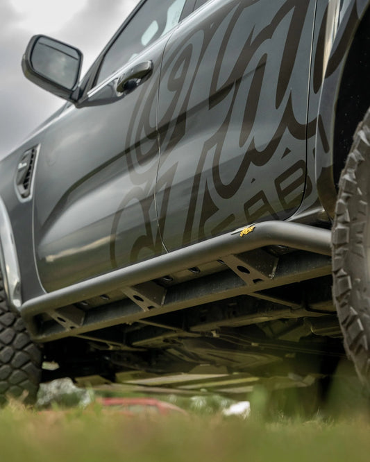 BEIHOUSE Volkswagen Amarok Rock Sliders MY22+