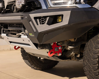 IRONMAN RAID BULL BAR - TOYOTA HILUX N80 2020+