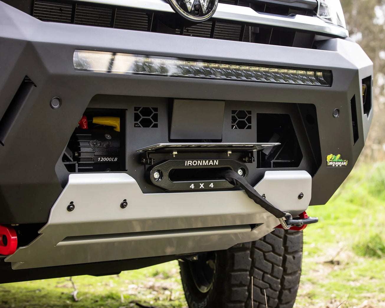 IRONMAN RAID BULL BAR - VOLKSWAGEN AMAROK VW
