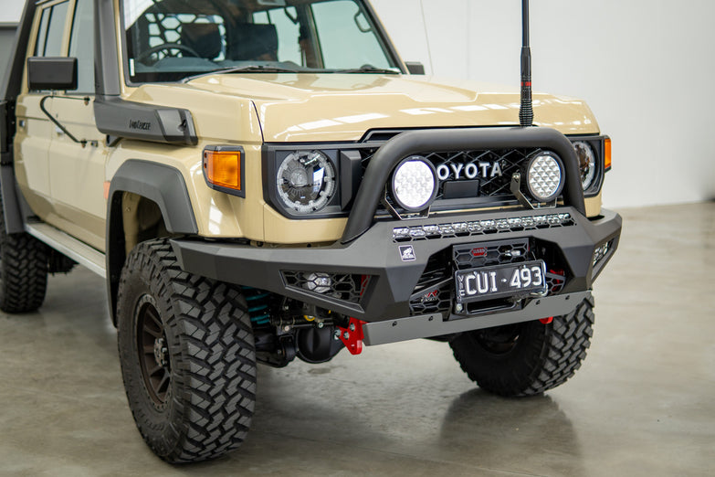Predator Bull bar, Suitable for Toyota Land Cruiser (facelift) 76, 78, 79 Series, 2024 on