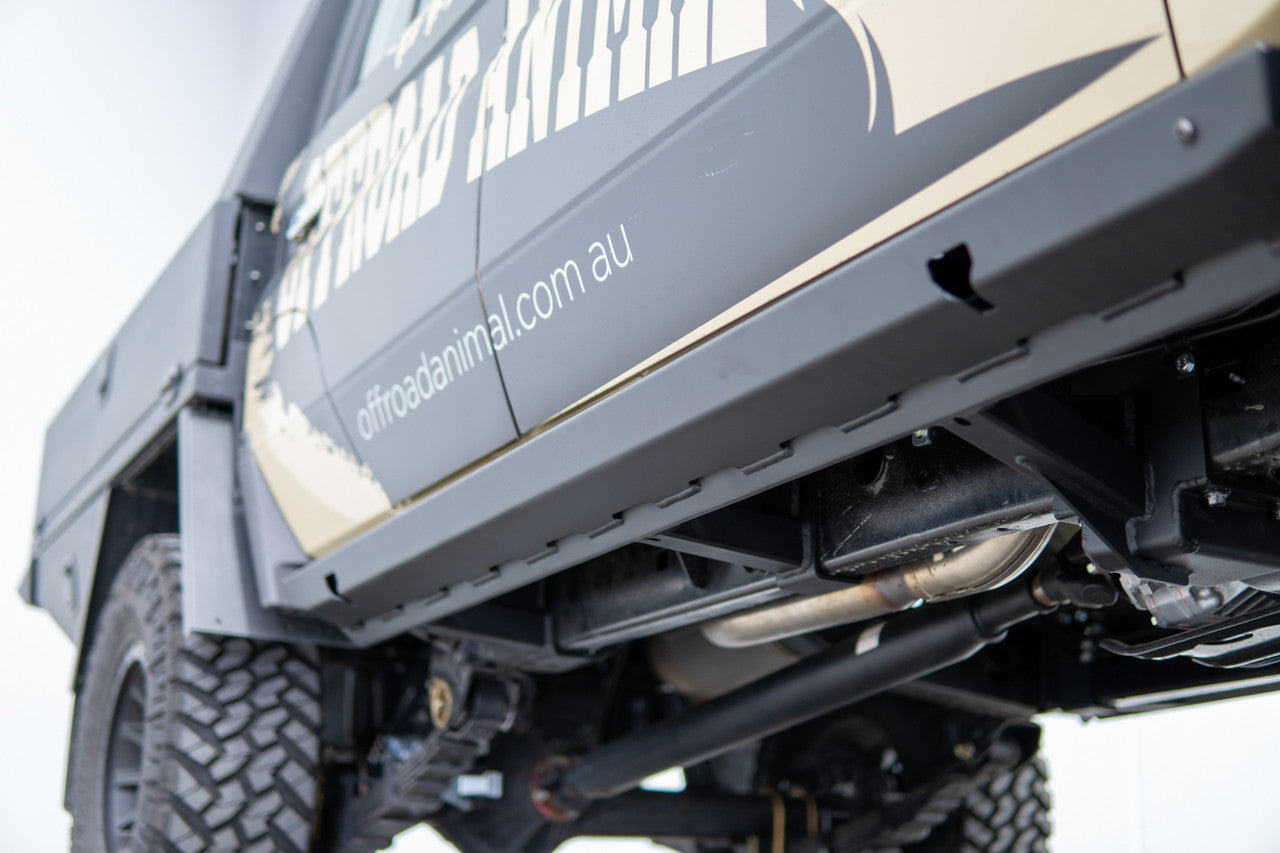 Offroad Animal Rock Sliders Welded Assembly, suitable for Toyota Land Cruiser 78 and 79 Series, 2007 To current