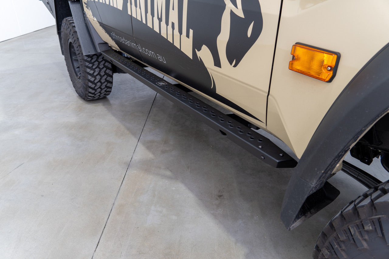Offroad Animal Rock Sliders Welded Assembly, suitable for Toyota Land Cruiser 78 and 79 Series, 2007 To current