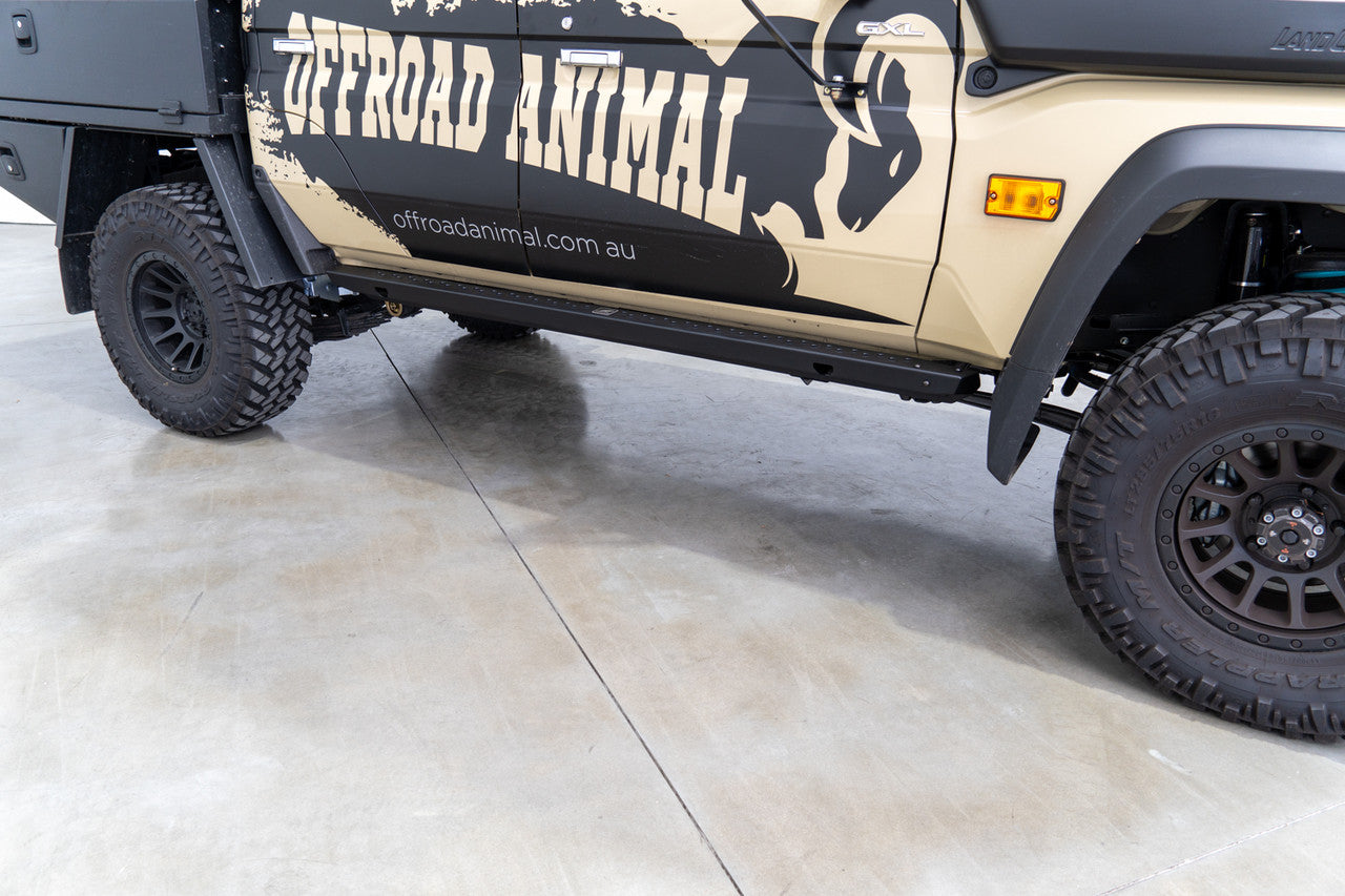 Offroad Animal Rock Sliders Welded Assembly, suitable for Toyota Land Cruiser 78 and 79 Series, 2007 To current