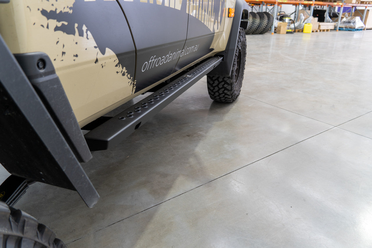 Offroad Animal Rock Sliders Welded Assembly, suitable for Toyota Land Cruiser 78 and 79 Series, 2007 To current