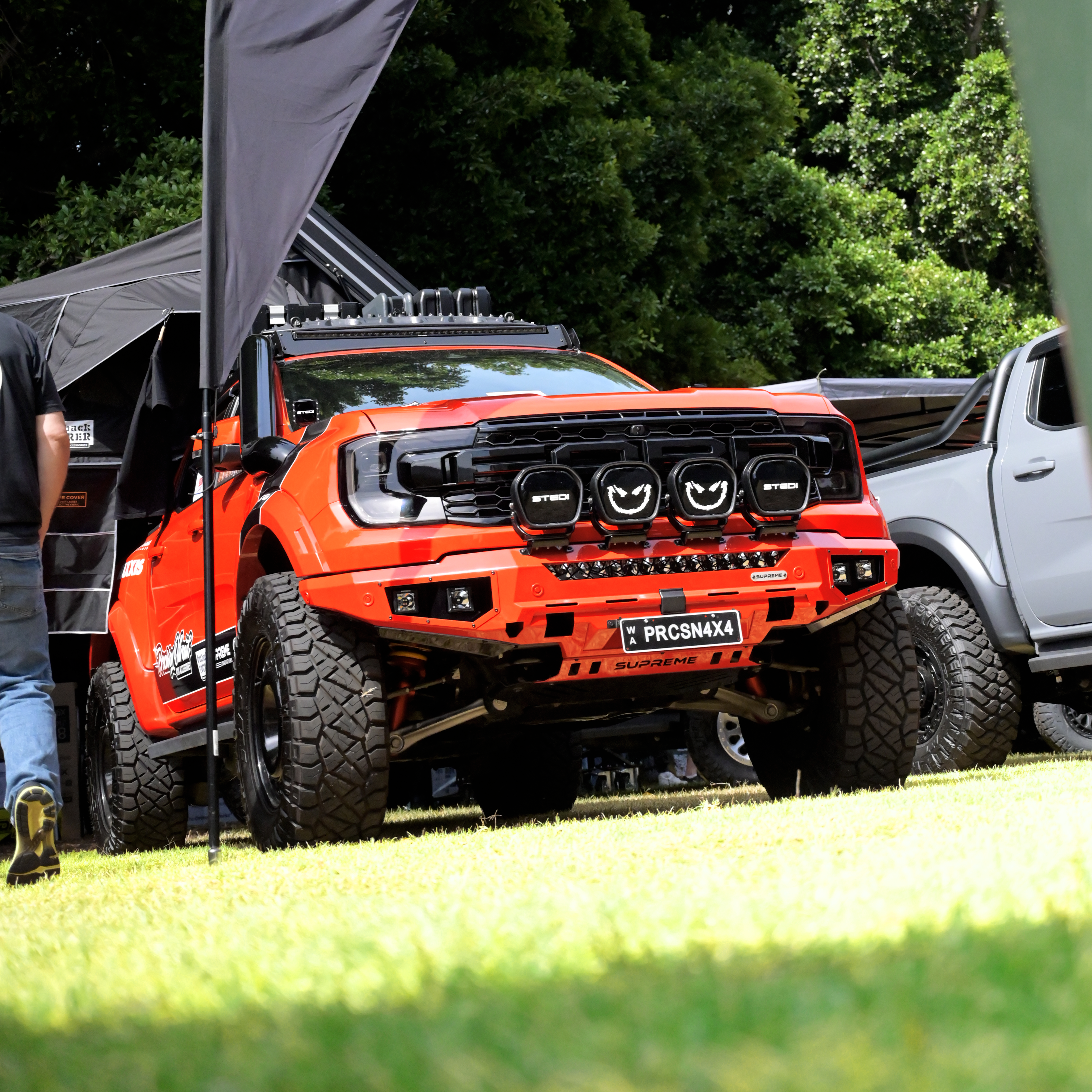 SUPREME | X-SERIES BULL BAR – NEXT GEN RAPTOR