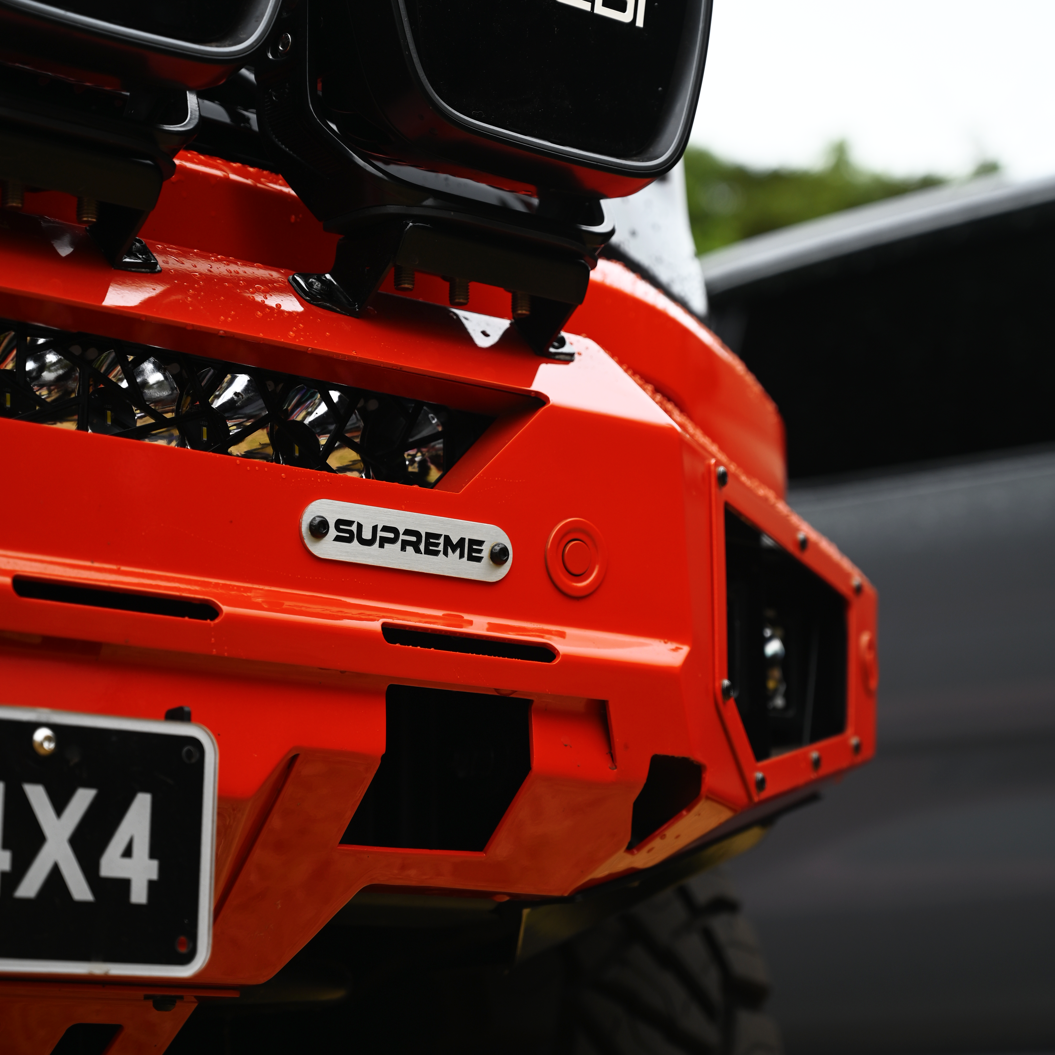 SUPREME | X-SERIES BULL BAR – NEXT GEN RAPTOR