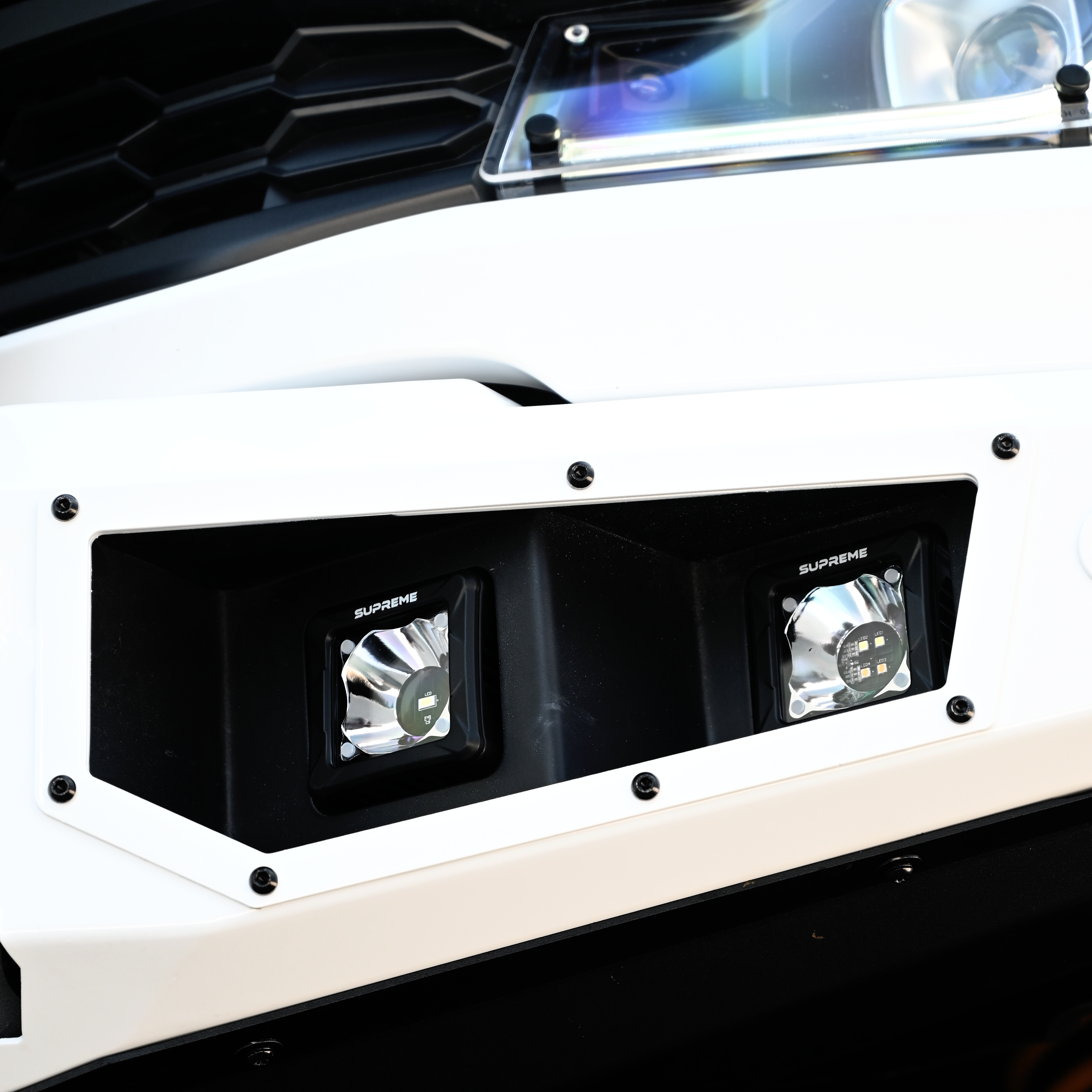 SUPREME | X-SERIES BULL BAR – NEXT GEN RAPTOR