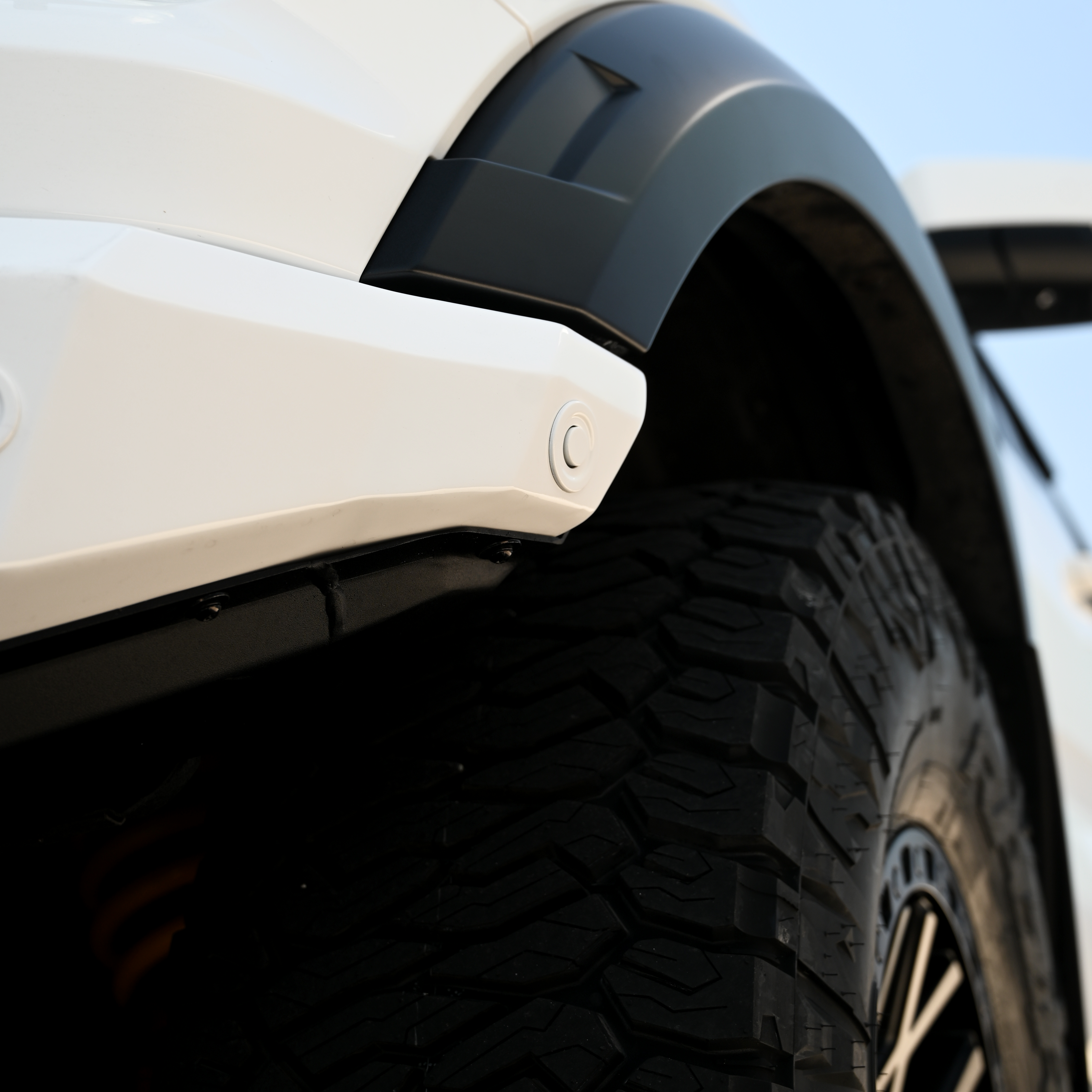 SUPREME | X-SERIES BULL BAR – NEXT GEN RAPTOR