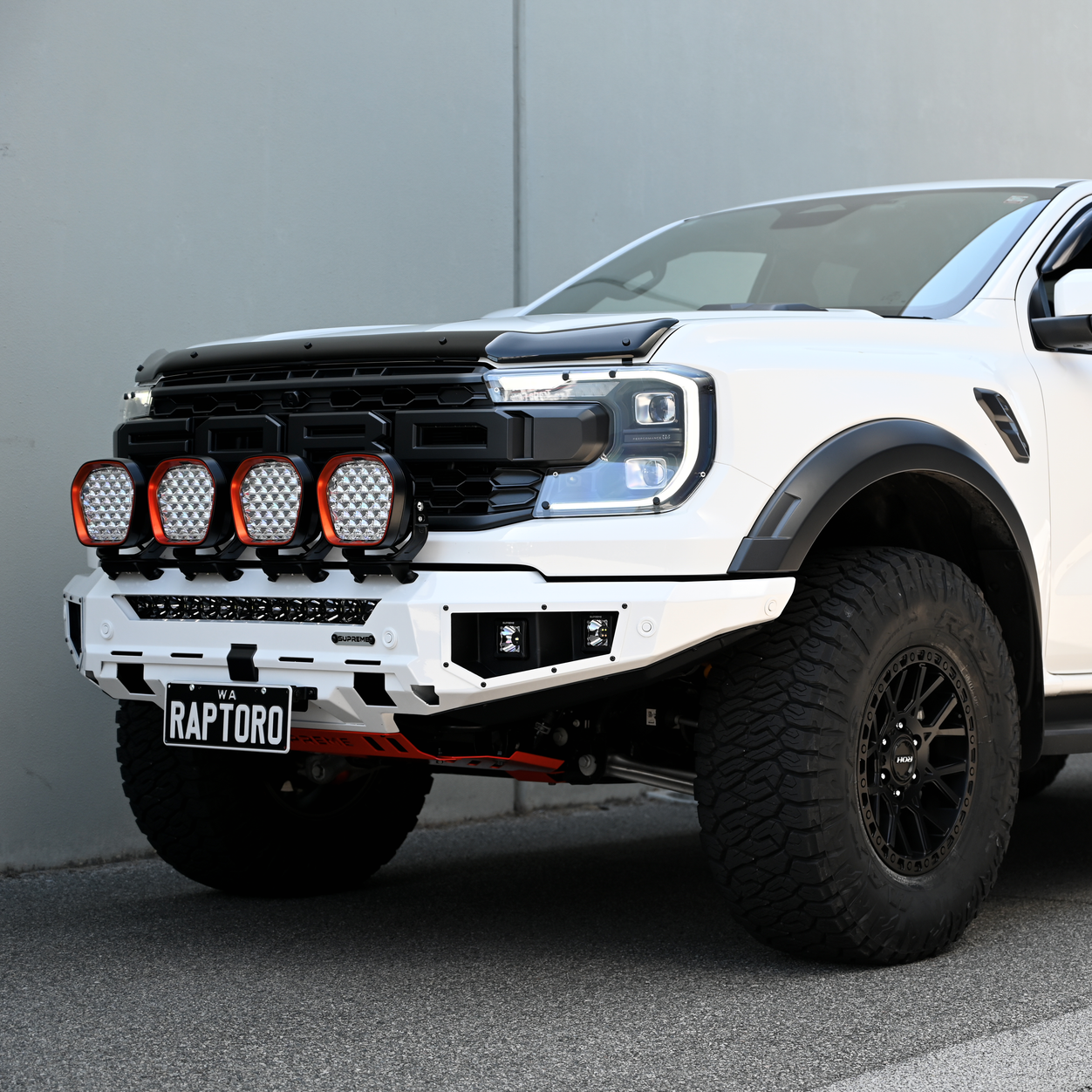 SUPREME | X-SERIES BULL BAR – NEXT GEN RAPTOR