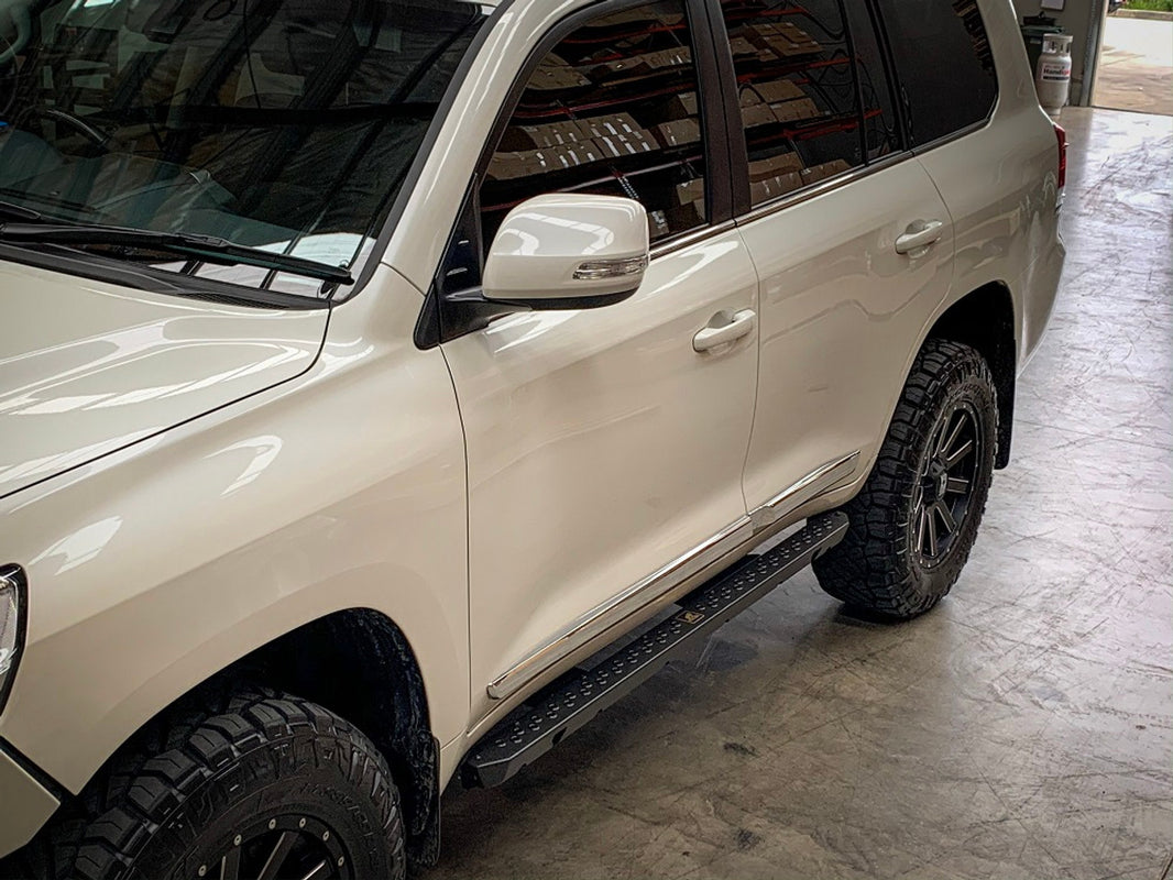 Toyota LC 200 Series Side Steps – precision-offroad-4x4