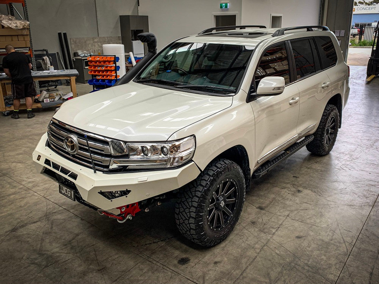 TOYOTA LC 200 SERIES - SIDE STEPS – precision-offroad-4x4