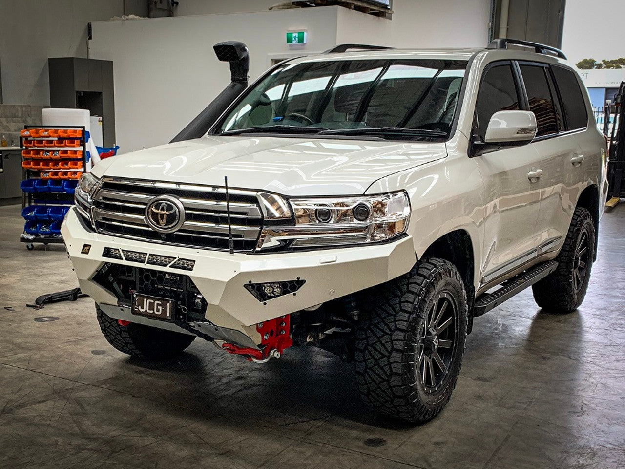 Offroad Animal Rock Sliders, Suitable for Toyota Land Cruiser 200 Series, 2007 to 2021
