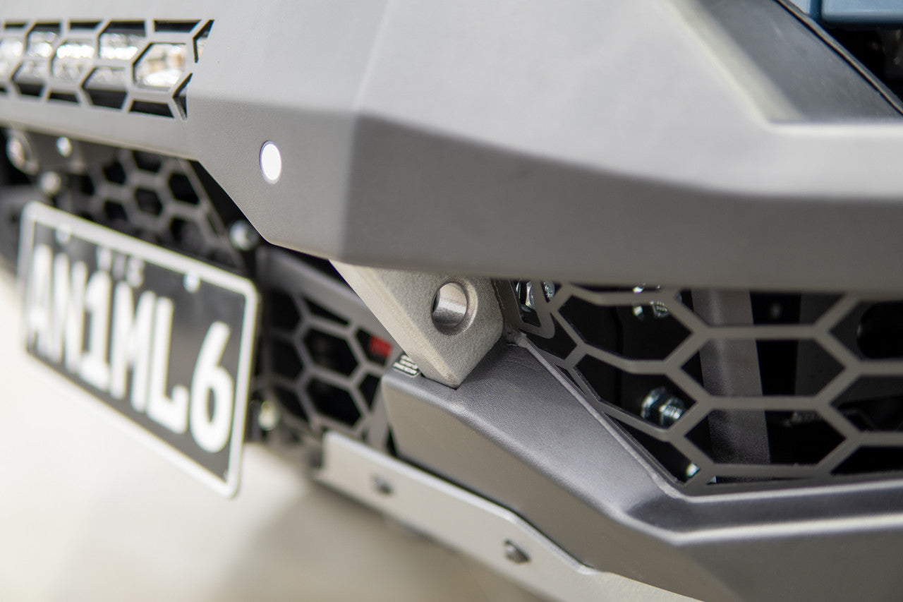 Predator bull bar to suit, Land Rover Defender