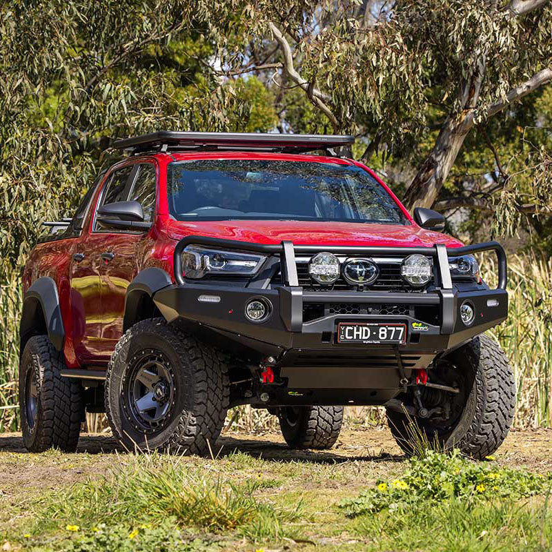 IRONMAN DELUXE BULL BAR - HILUX ROGUE 2023