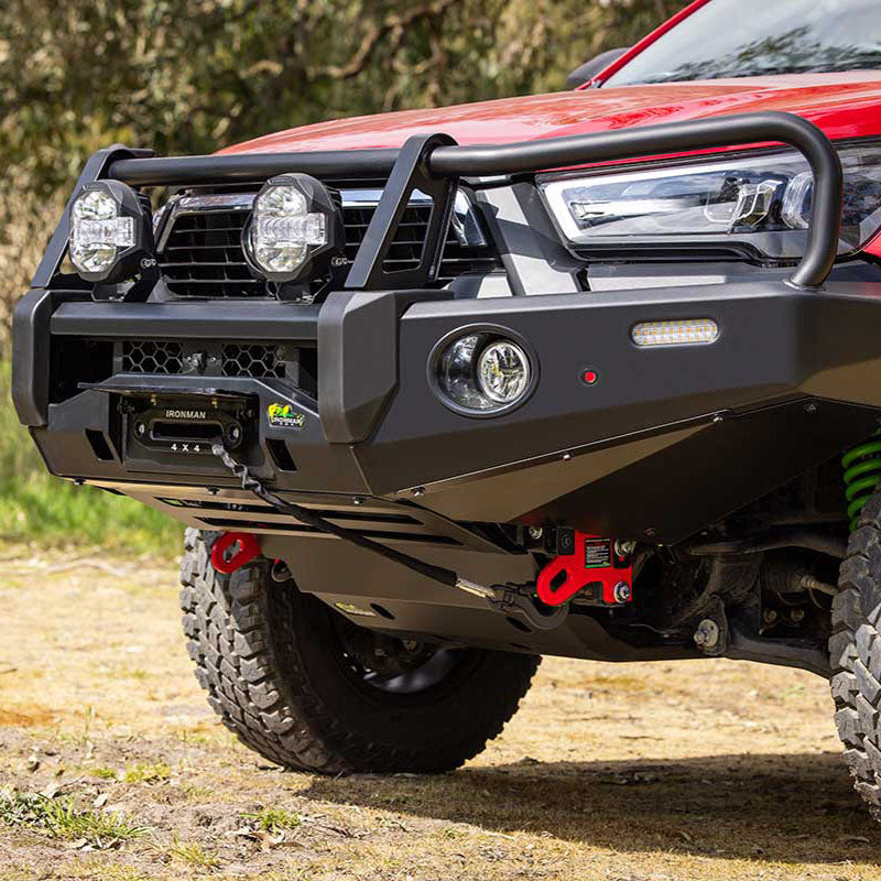IRONMAN DELUXE BULL BAR - HILUX ROGUE 2023