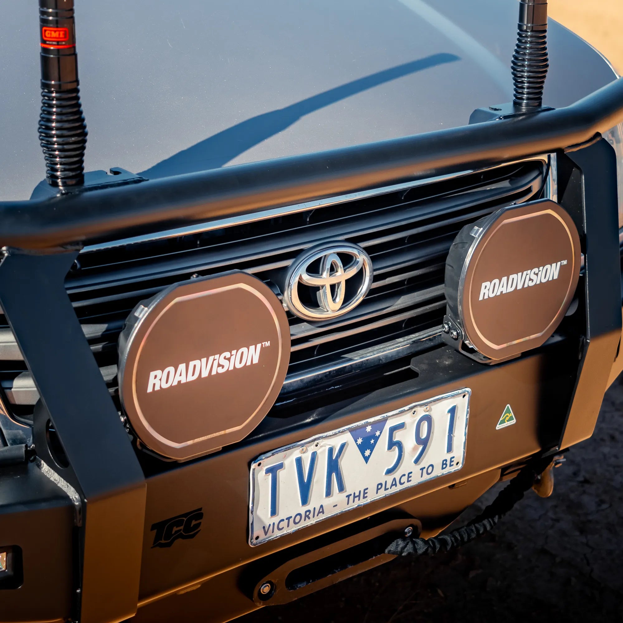 The Cruiser Company - Toyota Landcruiser 100 Series Bullbar