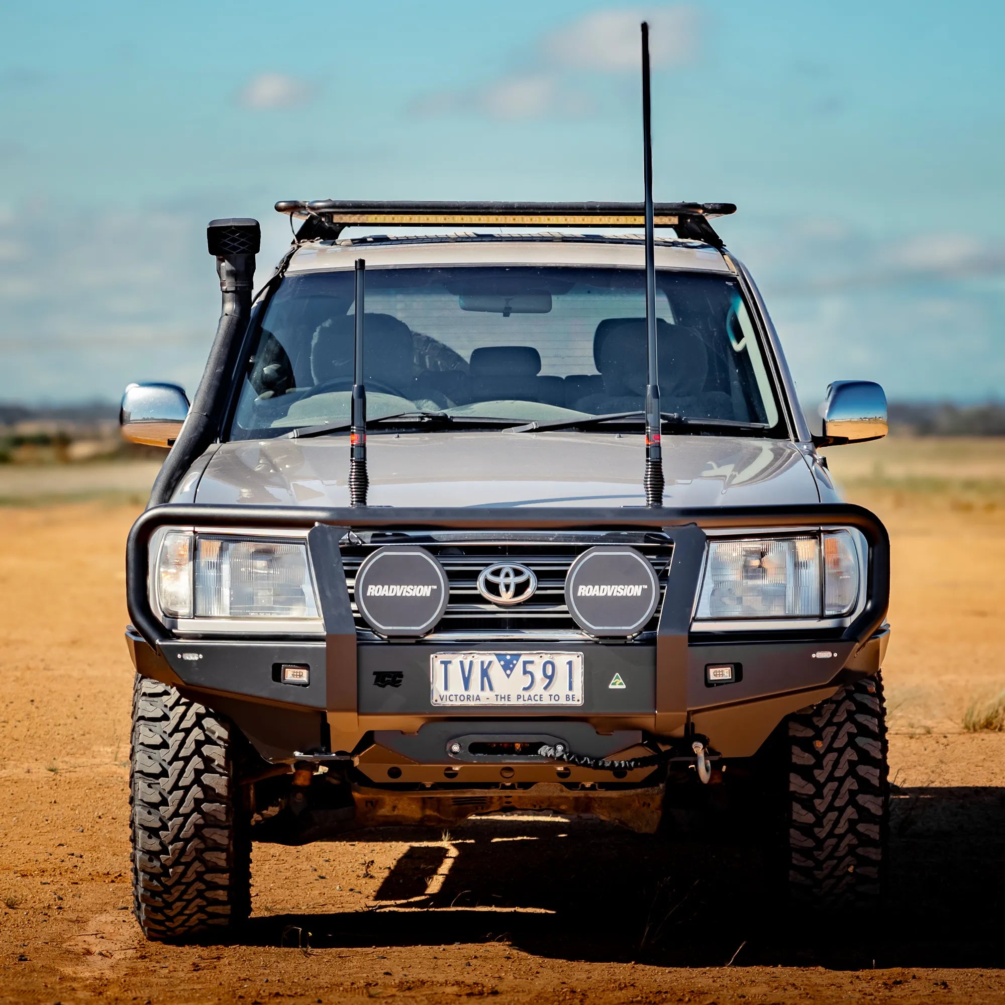 The Cruiser Company - Toyota Landcruiser 100 Series Bullbar