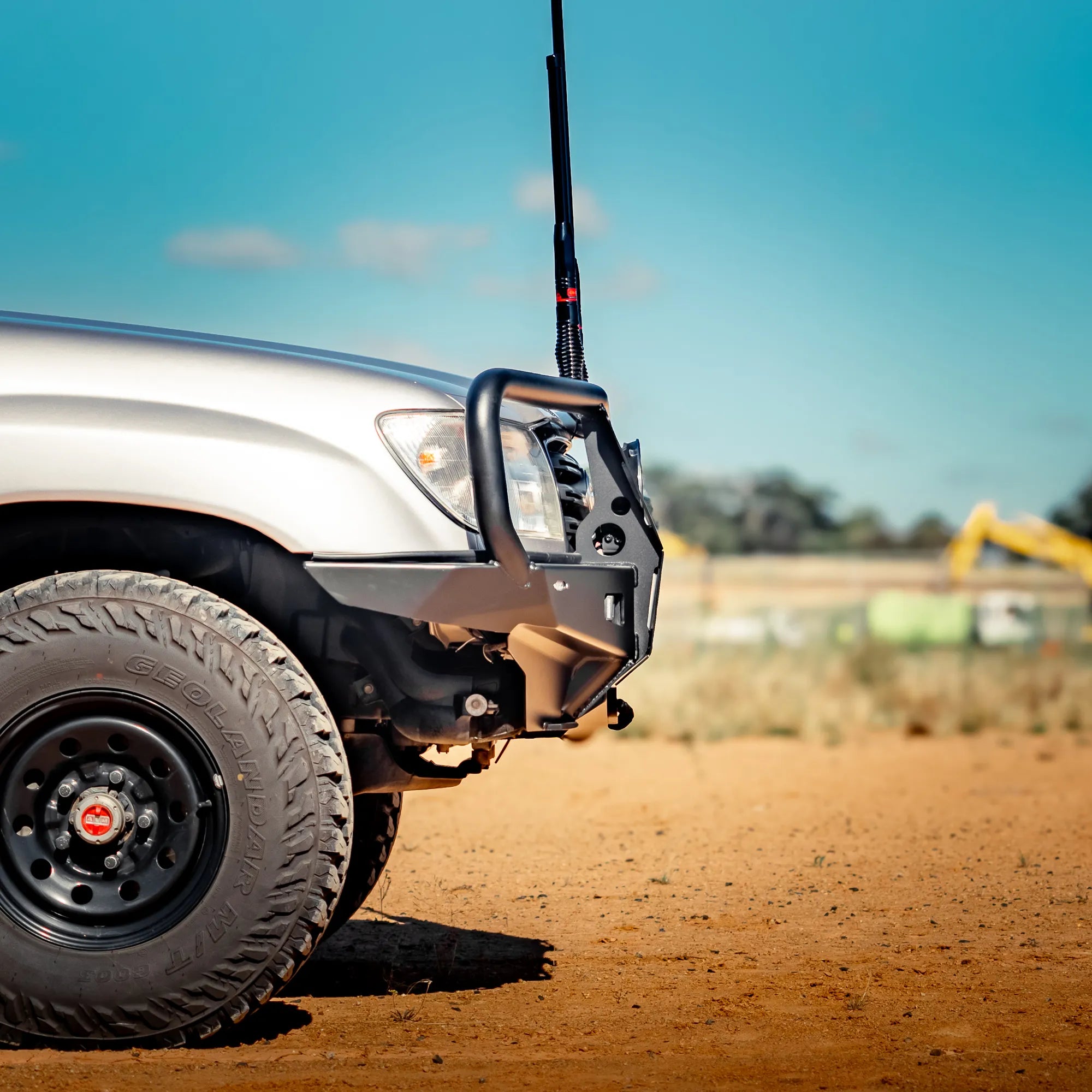 The Cruiser Company - Toyota Landcruiser 100 Series Bullbar