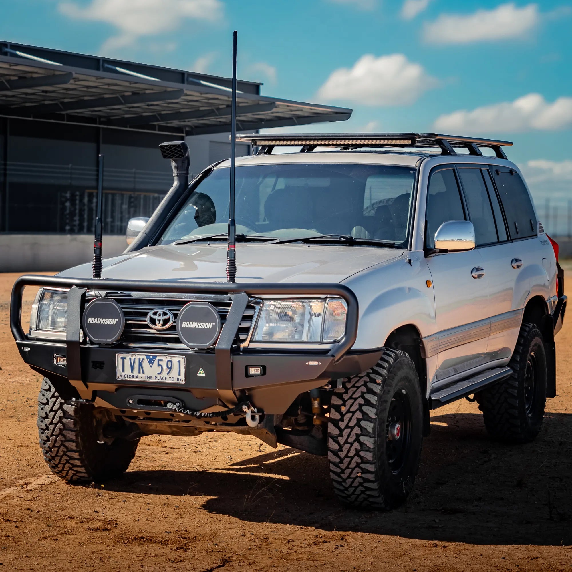 The Cruiser Company - Toyota Landcruiser 100 Series Bullbar