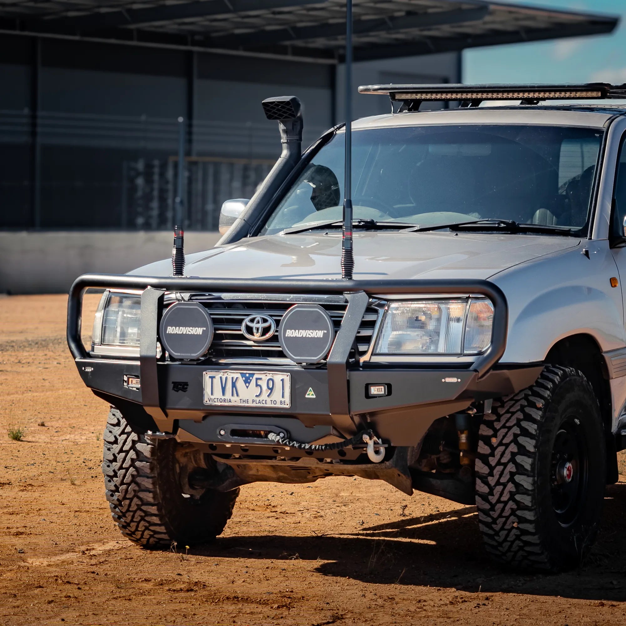 The Cruiser Company - Toyota Landcruiser 100 Series Bullbar