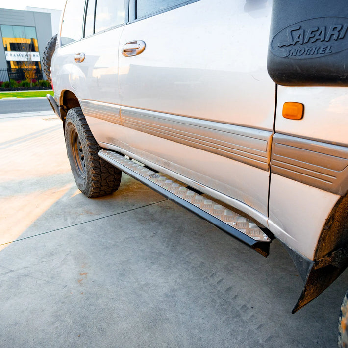 The Cruiser Company - Toyota Landcruiser 100 Series Side Steps