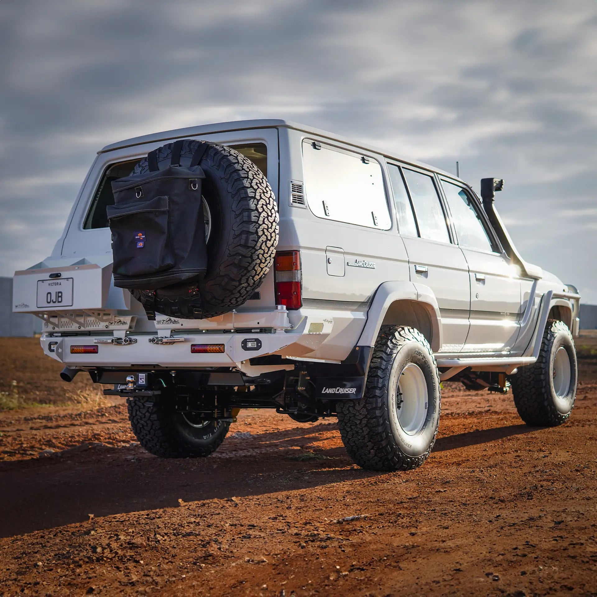 60f Rear View Toyota Landcruiser 60 Series Rear Bar – Tow Bar Rear Bar - The Cruiser ...