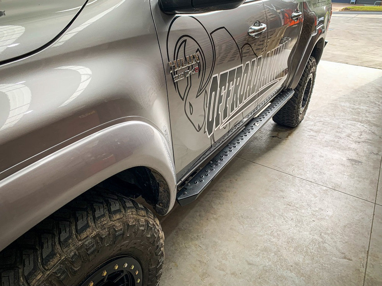 Offroad Animal Rock Sliders, Suitable for Toyota Hilux N80, 2015 on