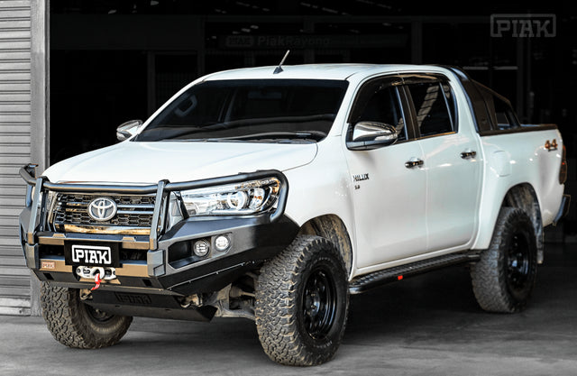 PIAK Hilux 18-20 Elite Post Bar