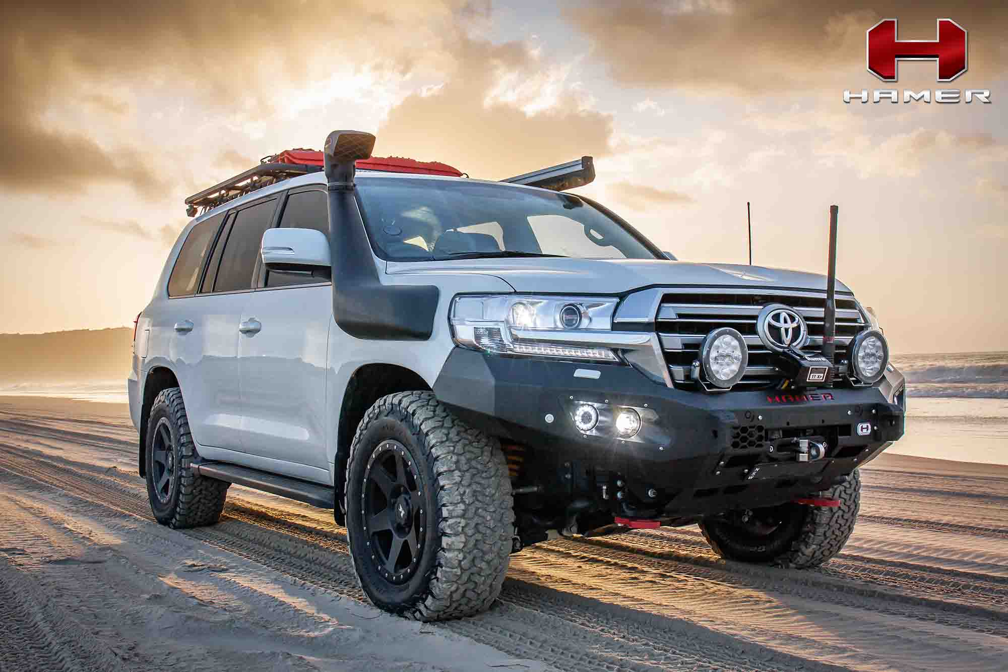 HAMER KING SERIES BULL BAR - TOYOTA LANDCRUISER 200 SERIES (2015 - 2021)