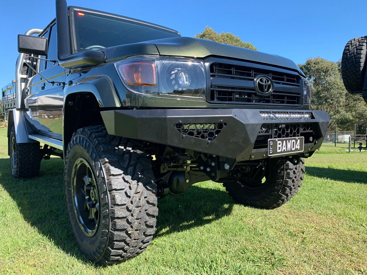 Bbp019a Predator Bull bar, Suitable for Toyota Land Cruiser 76, 78, 79 Series ...