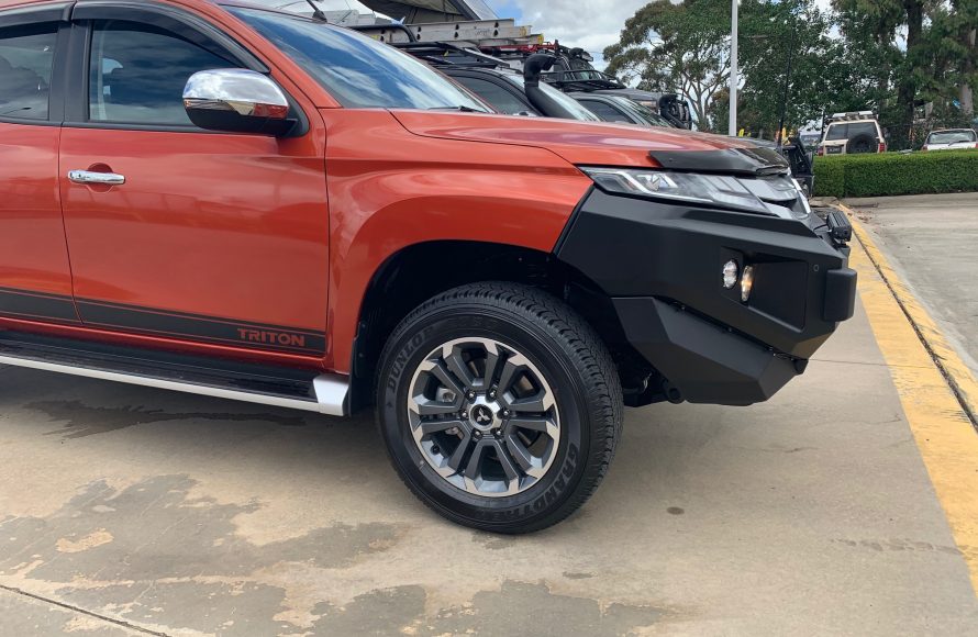 PIAK Triton MR Elite No Loop Orange tow and black under body