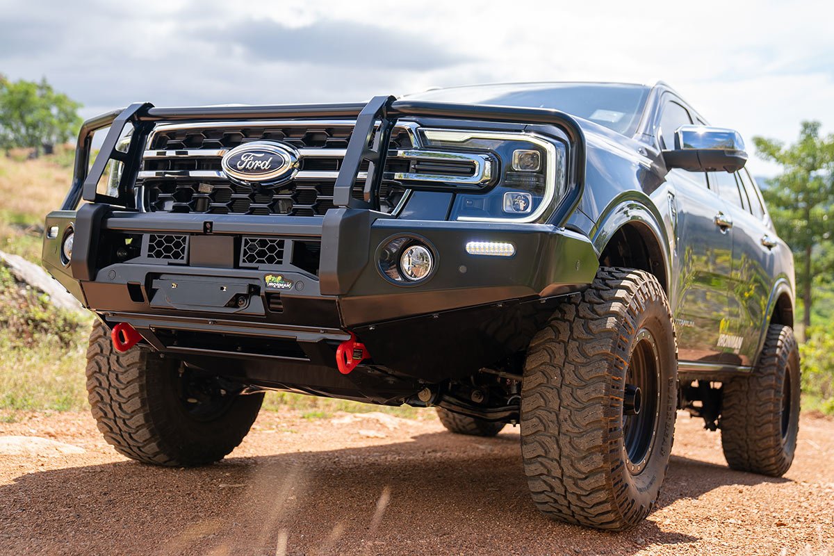 DELUXE BULL BAR TO SUIT FORD NEXT-GEN EVEREST 2022+