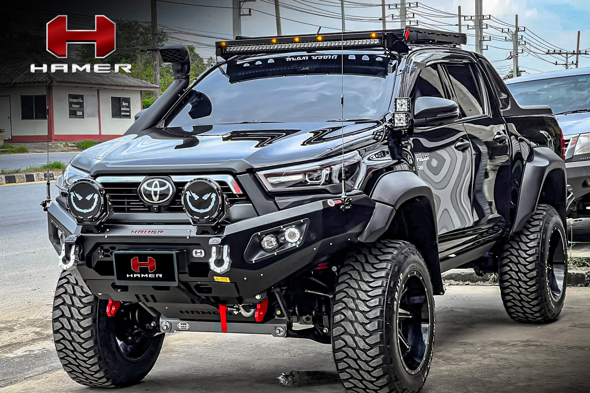 Hilux Roco Custom HAMER KING SERIES BULL BAR - TOYOTA HILUX ROCCO 2021 ON – precision ...